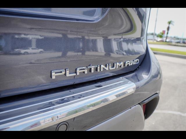 2025 Toyota Highlander Platinum