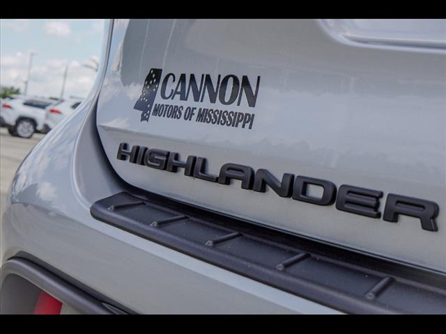 2025 Toyota Highlander XSE
