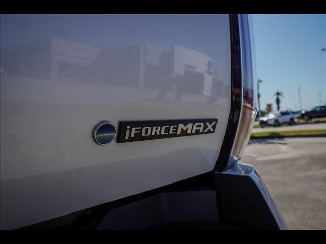 2025 Toyota Tundra Platinum HV