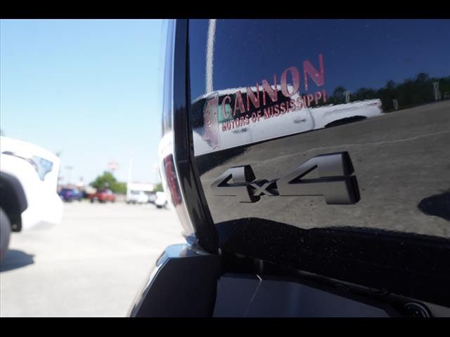 2025 Toyota Tundra Platinum HV