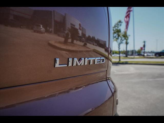 2025 Toyota Crown Signia Limited