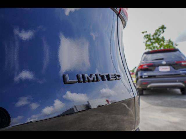 2025 Toyota Grand Highlander Hybrid LE
