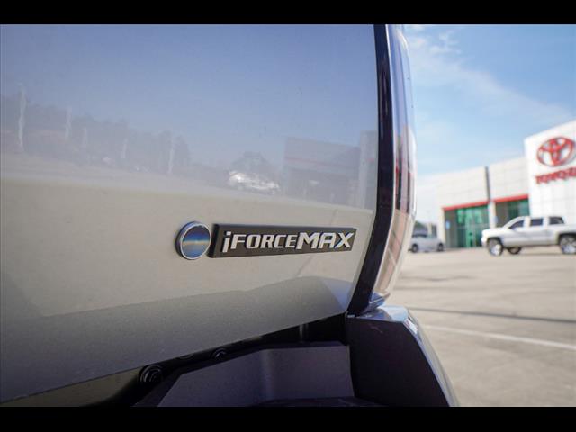 2025 Toyota Tundra Platinum HV