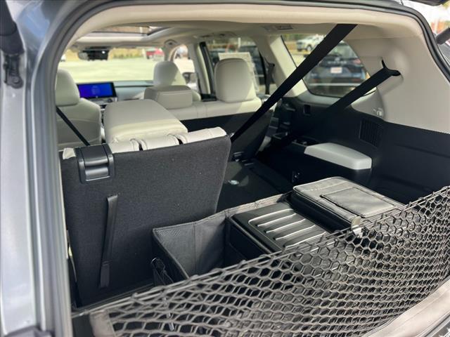 2025 Toyota Grand Highlander Hybrid Limited