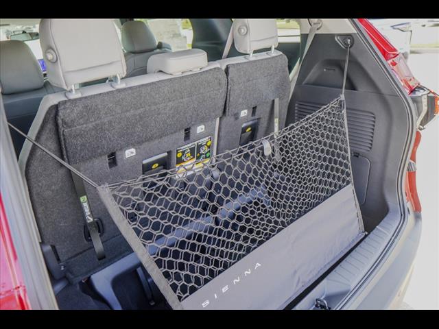 2025 Toyota Sienna XLE 7-Passenger
