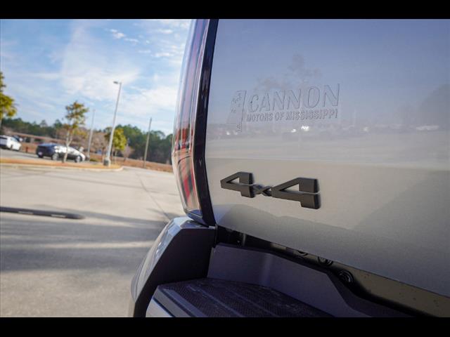2025 Toyota Tundra Platinum HV