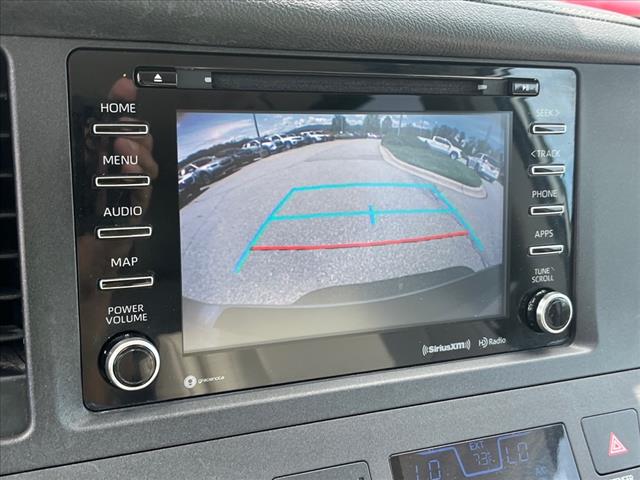 2020 Toyota Sienna XLE 7-Passenger Auto Access Seat