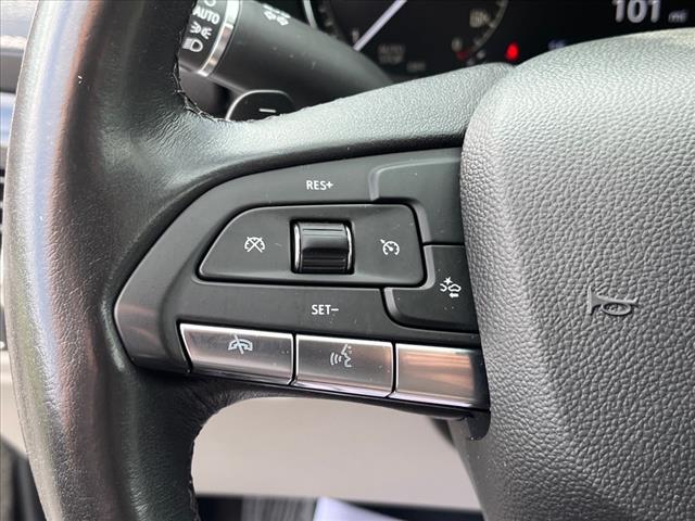 2022 Cadillac XT4 Premium Luxury