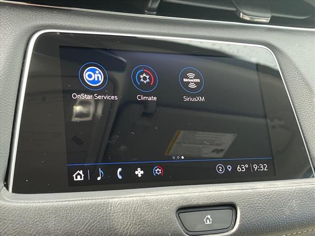 2022 Cadillac XT4 Premium Luxury