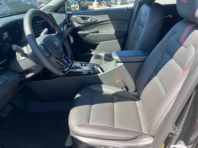 2025 Chevrolet Trax RS