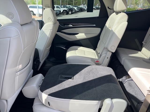 2022 Buick Enclave Avenir