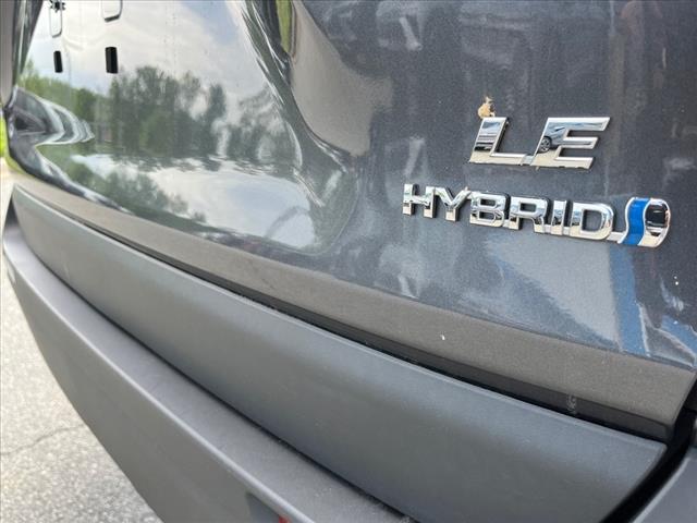 2022 Toyota RAV4 Hybrid LE