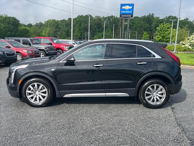 2022 Cadillac XT4 Premium Luxury