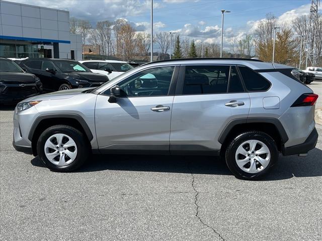 2020 Toyota RAV4 LE