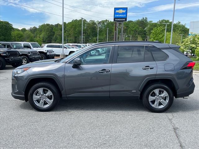 2022 Toyota RAV4 Hybrid LE