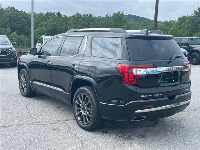 2023 GMC Acadia Denali