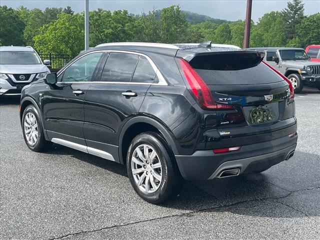2022 Cadillac XT4 Premium Luxury