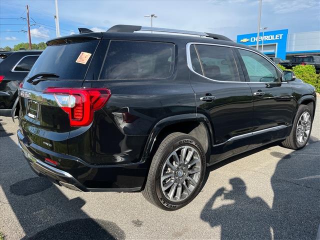 2022 GMC Acadia Denali