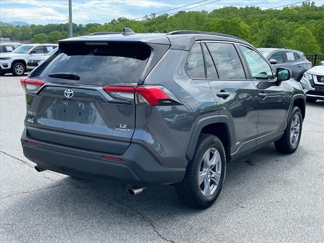 2022 Toyota RAV4 Hybrid LE