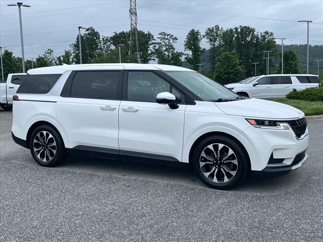 2022 Kia Carnival EX