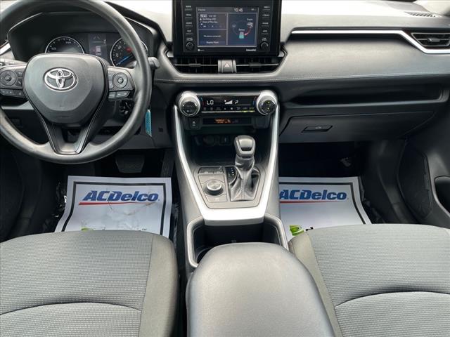 2022 Toyota RAV4 Hybrid LE