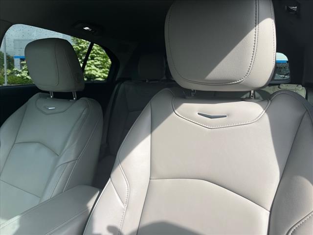 2022 Cadillac XT4 Premium Luxury