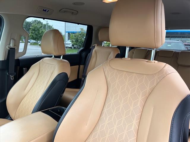 2022 Kia Carnival EX