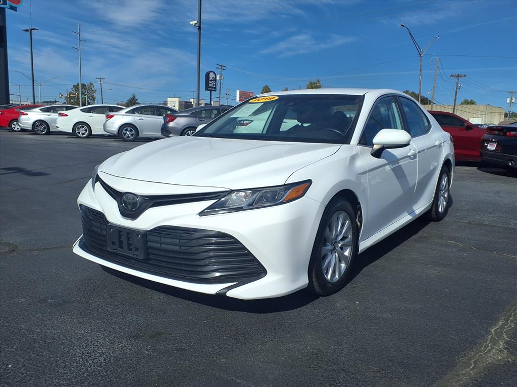 2019 Toyota Camry LE
