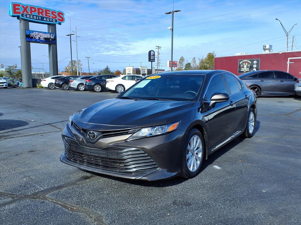 2019 Toyota Camry LE