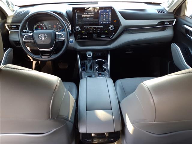 2022 Toyota Highlander Hybrid Limited