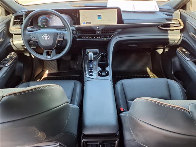 2025 Toyota Crown Signia XLE