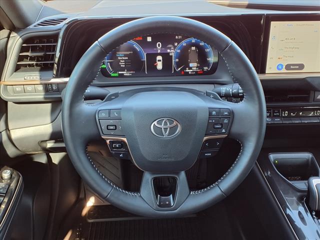 2025 Toyota Crown Signia XLE