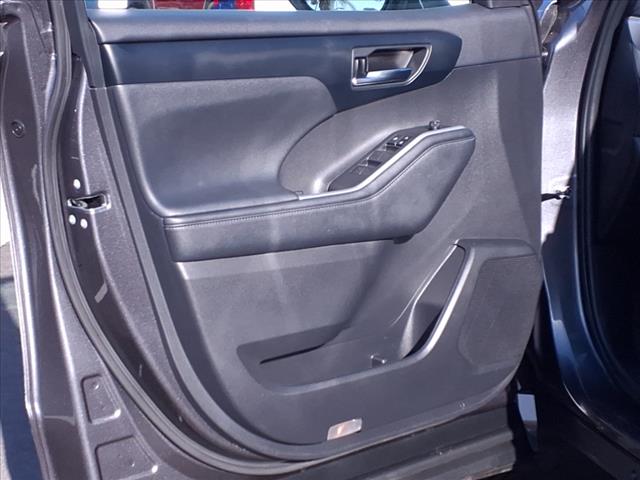 2024 Toyota Highlander Hybrid XLE