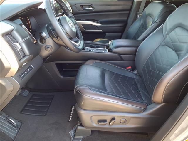 2022 Nissan Pathfinder Platinum