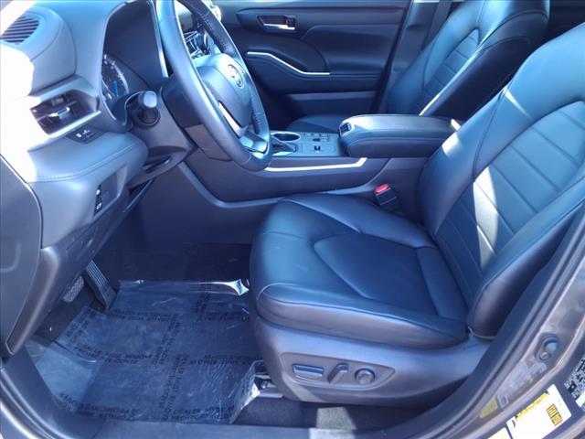 2024 Toyota Highlander Hybrid XLE