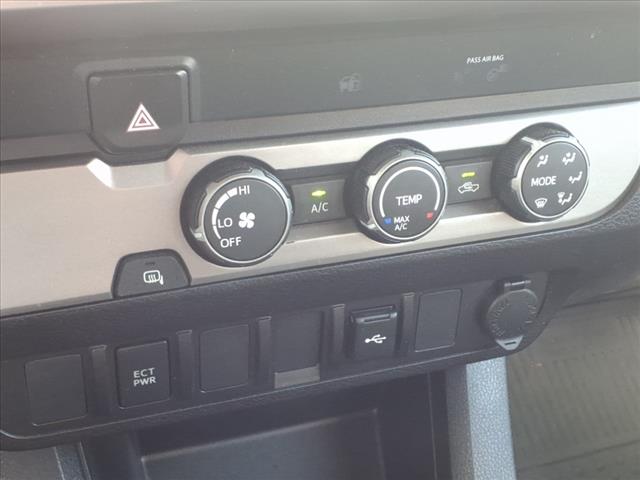 2022 Toyota Tacoma DOUBLE CAB 4X2 TRUCK