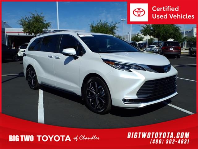 2025 Toyota Sienna Platinum 7-Passenger