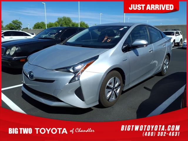 2017 Toyota Prius 5 DOOR FWD HATCHBACK