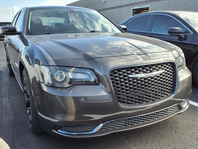 2020 Chrysler 300 Touring