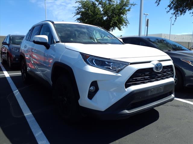 2020 Toyota RAV4 Hybrid XLE