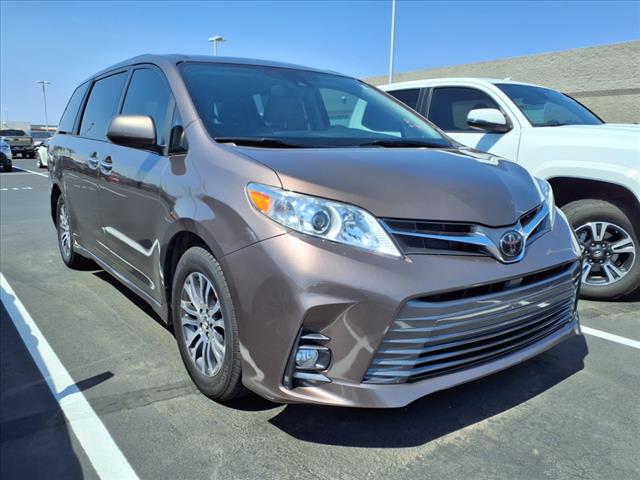 2019 Toyota Sienna XLE 8-Passenger