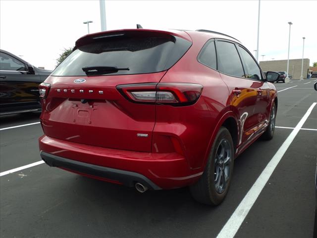 2023 Ford Escape Hybrid ST-Line