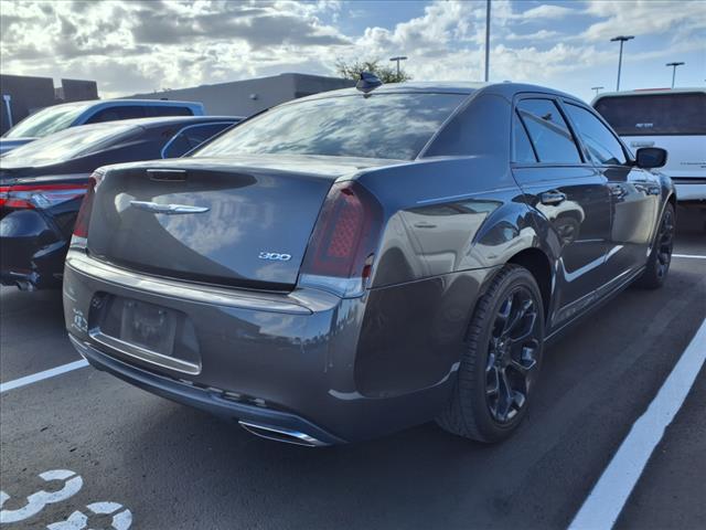 2020 Chrysler 300 Touring