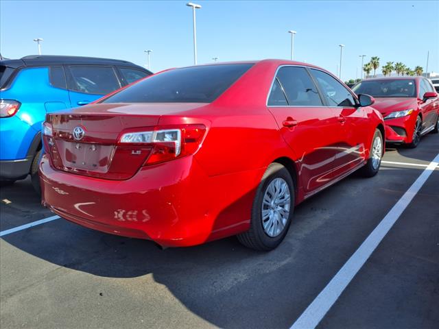 2012 Toyota Camry 4 DOOR FWD SEDAN
