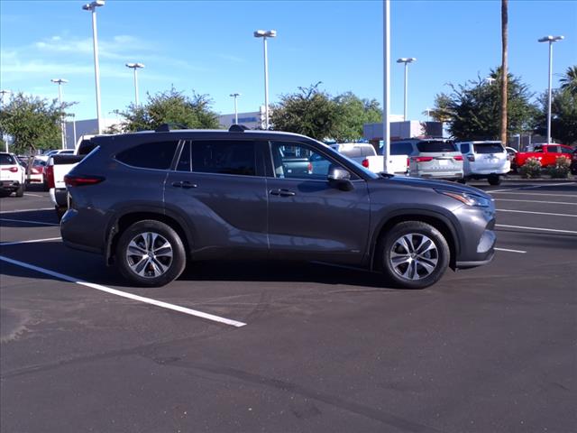 2024 Toyota Highlander Hybrid XLE