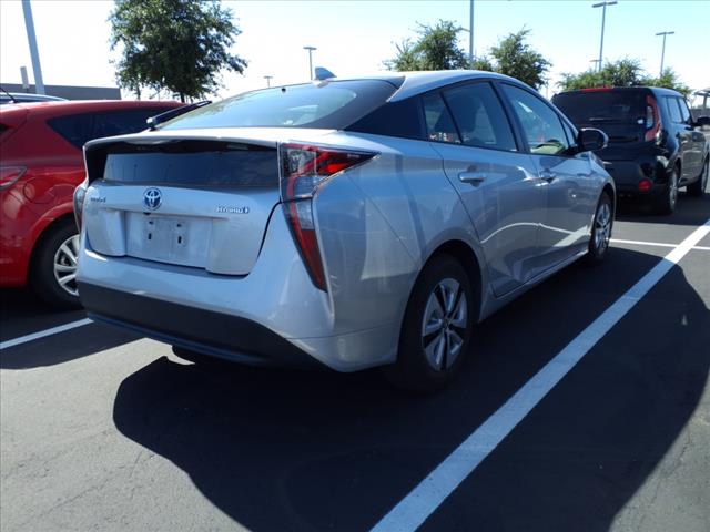 2017 Toyota Prius 5 DOOR FWD HATCHBACK