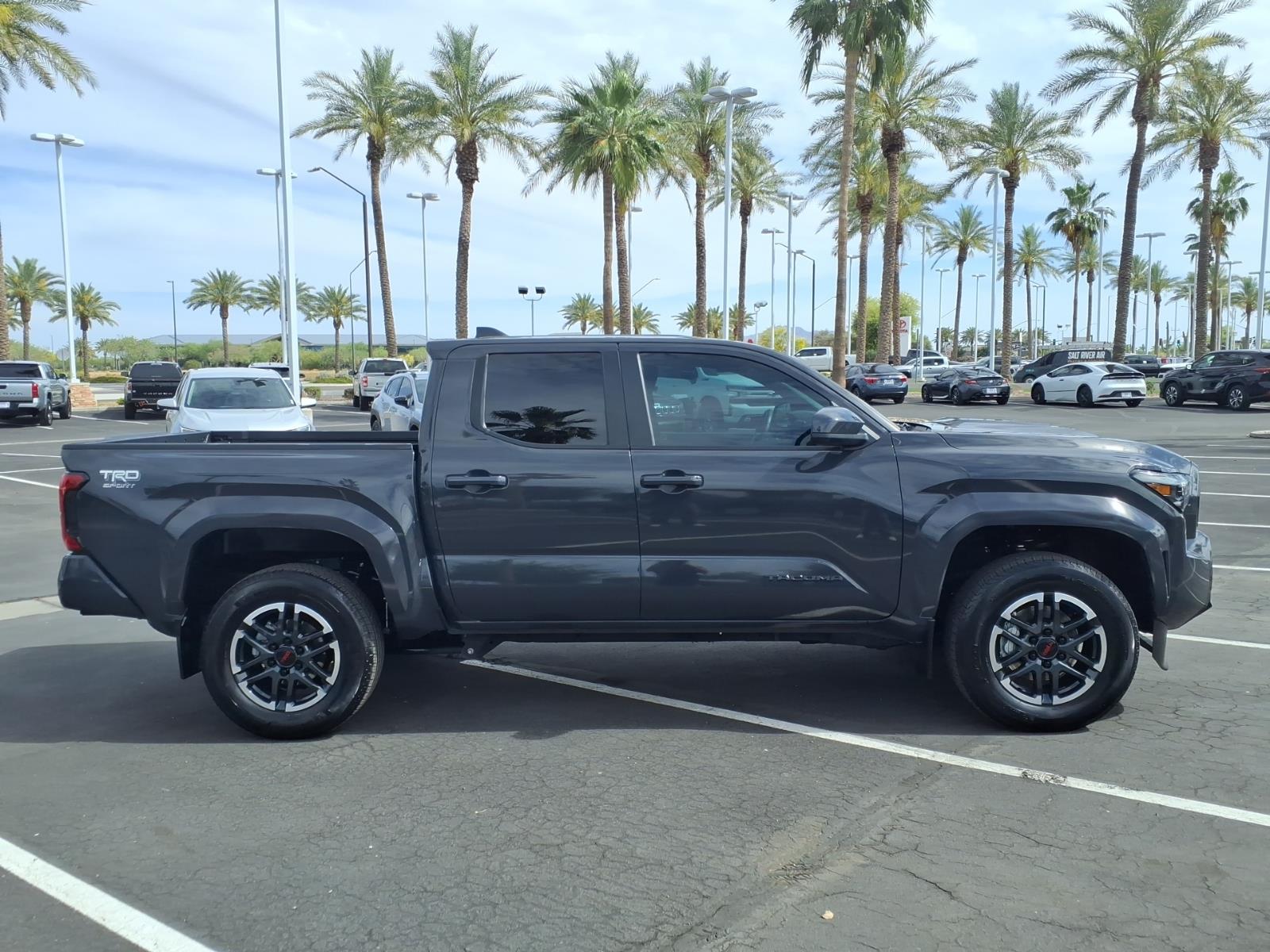 View vehicle photo 3