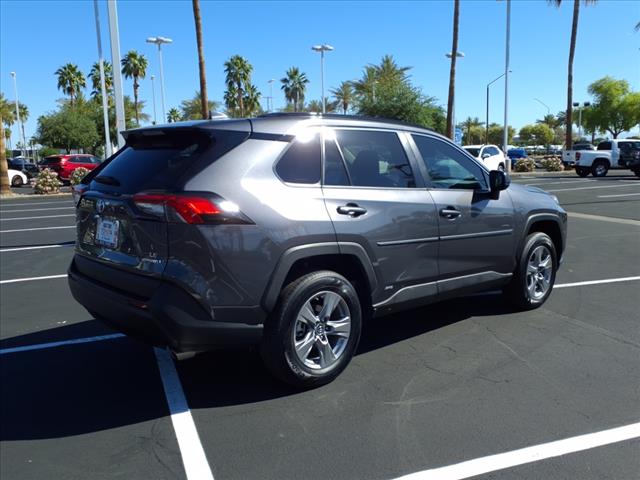 2022 Toyota RAV4 Hybrid LE