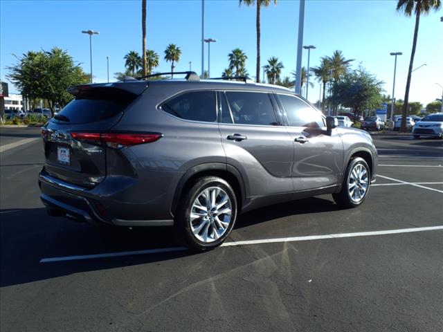 2022 Toyota Highlander Hybrid Limited