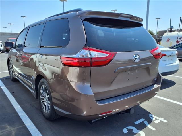 2019 Toyota Sienna XLE 8-Passenger